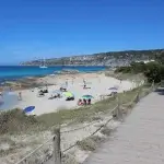 Playa de Ses Platjetes, Es Caló