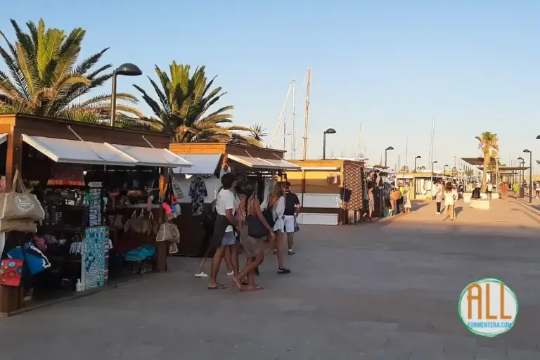 Mercato delle pulci di La Savina Formentera