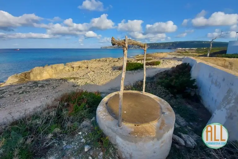 Es Carnatge beach, Formentera