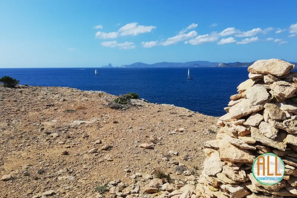 Ibiza y Es Vedrá desde Espalmador