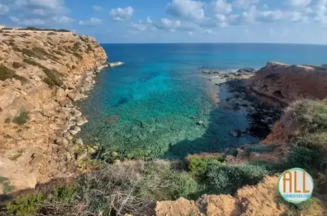 Cala en Baster, Formentera